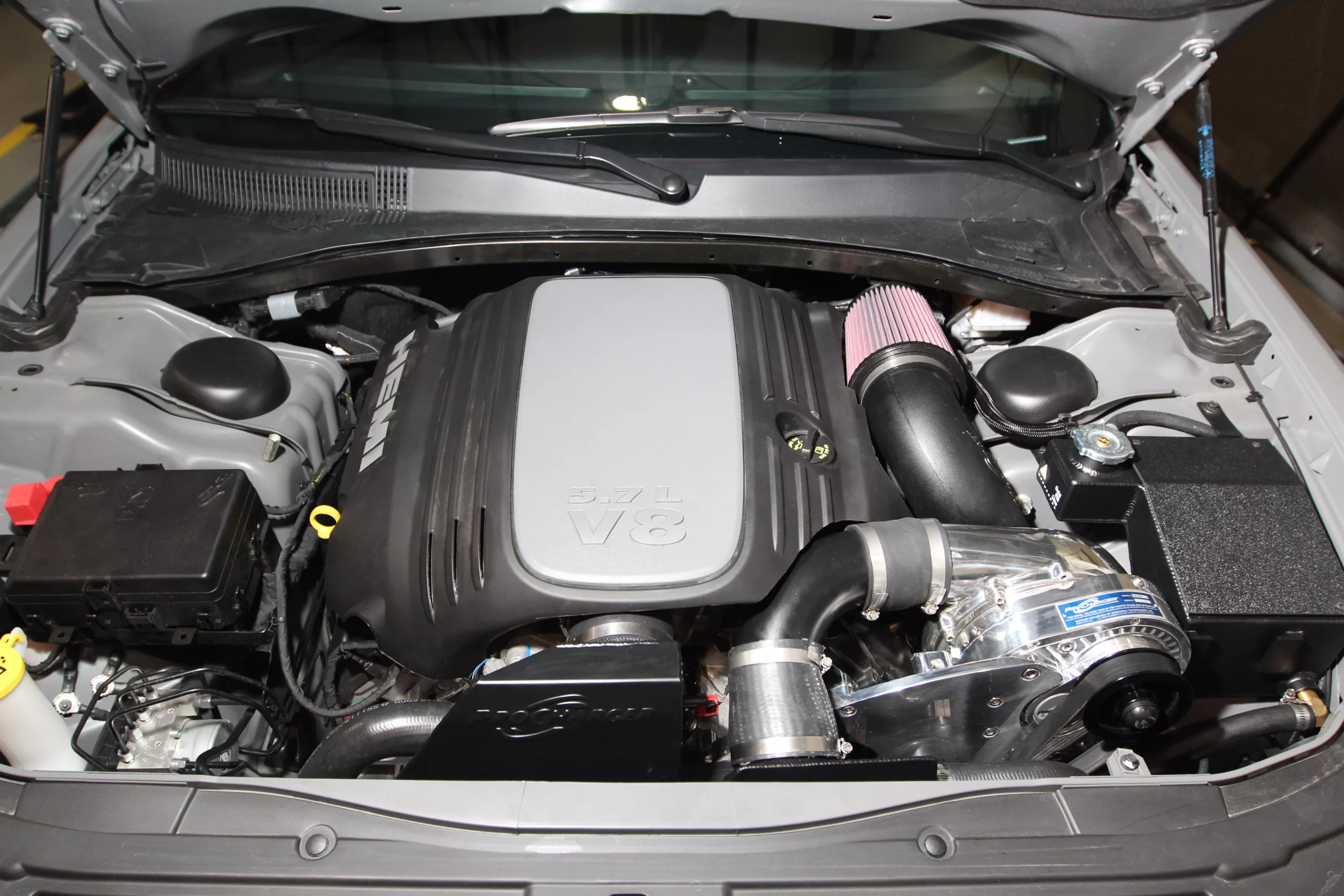 2017 Chrysler 300 5.7 ProCharged underhood